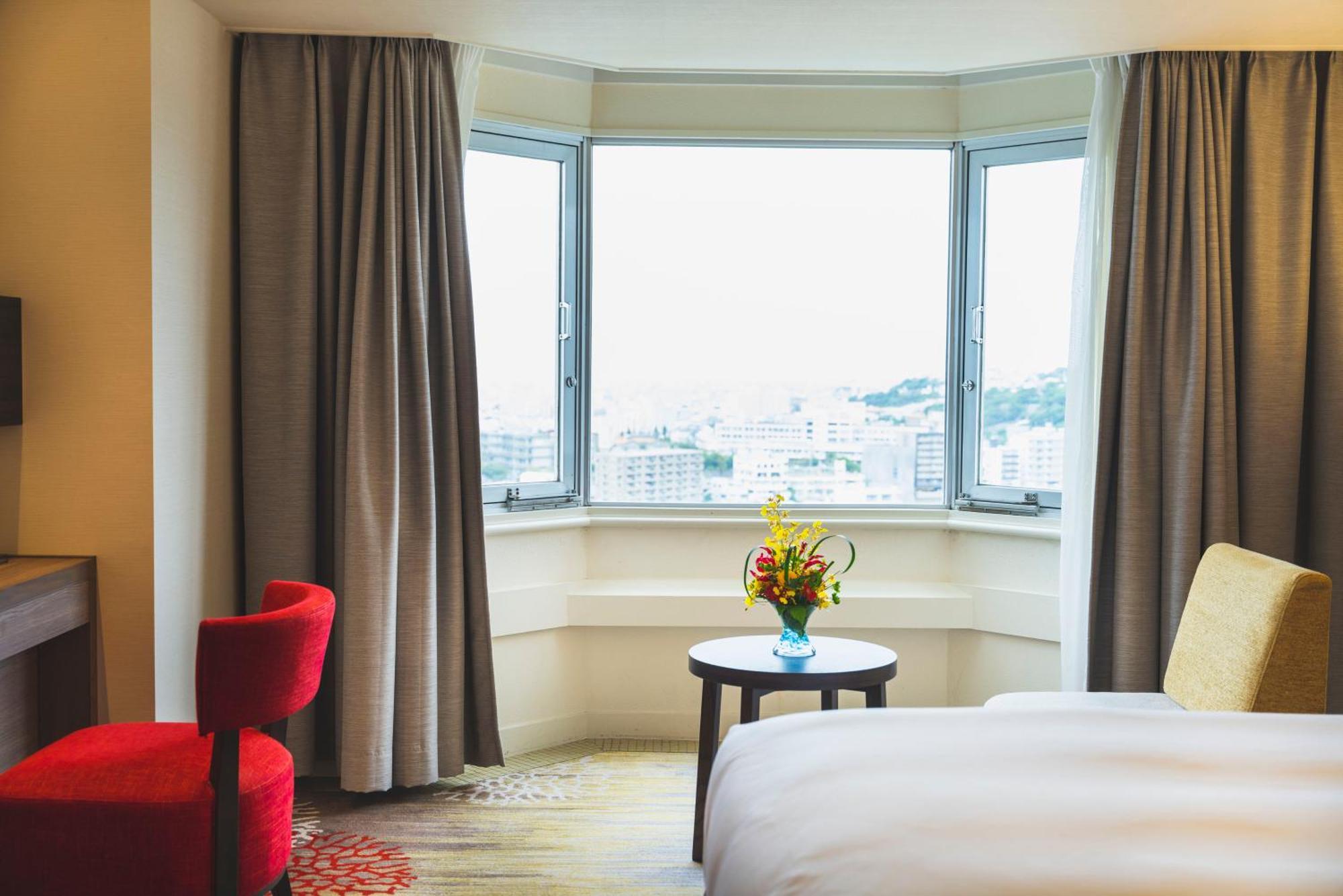 Doubletree By Hilton Naha Shuri Castle Exterior foto