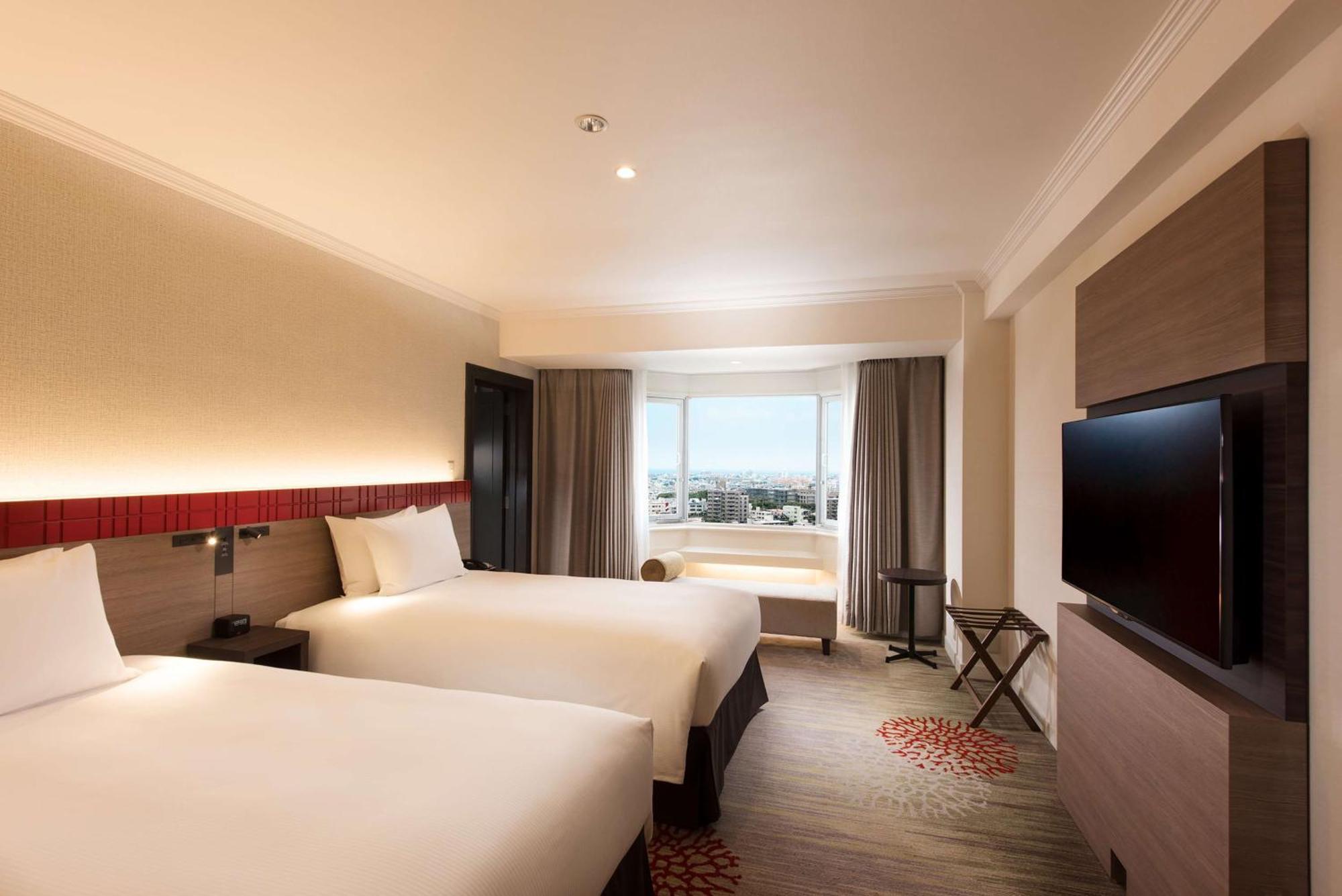 Doubletree By Hilton Naha Shuri Castle Exterior foto